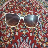 عینک دودی|جواهرات|بروجرد, |دیوار