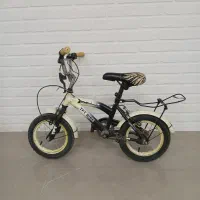 یک دوچرخه ۱۲ و یک اسکوتر|دوچرخه، اسکیت، اسکوتر|کرج, مهرویلا جنوبی|دیوار