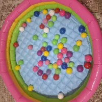 استخر بادی با توپ