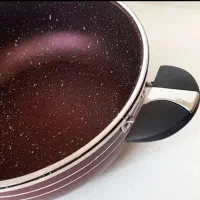 قابلمه|ظروف پخت‌وپز|قم, طلاب غیر ایرانی|دیوار