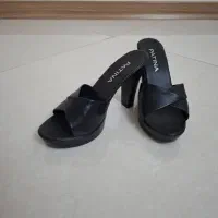 صندل نو نو اصلا پا نرفته سایز ۳۷ پاشنه ۱۰ سانت