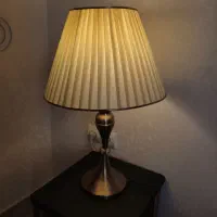 شب چراغ اتاق خواب