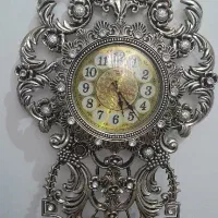 ساعت دیواری