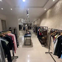 اجاره-رگال-و-استند-در-مزون-زنانه