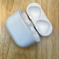 کیس ایرپاد ۴ anc  سالم بدون خطو خش ،  با مهلت تست