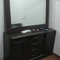 سرویس خواب دو نفره با دراور و آیینه و  پاتختی