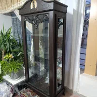ویترین  شیشه ای