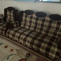 یک دست مبل راحتی با میز|مبلمان خانگی و میز عسلی|دوگنبدان, |دیوار