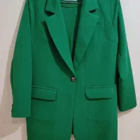 تعدادی لباس نو