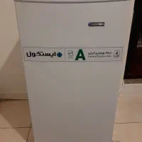 یخچال ایستکول