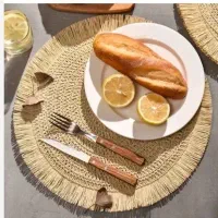 زیر بشقابی رافیا