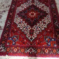 یک جفت فرش کرم نقشه