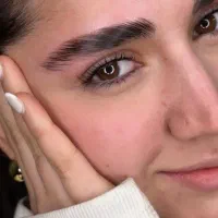 لیفت ابرو و‌مژه