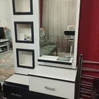 کمد لباس و میز ارایشی