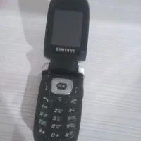 گوشی تاشو سالم با شارژر|موبایل|همدان, |دیوار