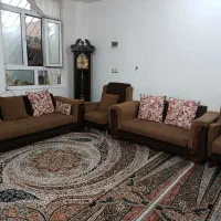 مبل راحتی ۷نفره و میز تلفن و ساعت ایستاده|مبلمان خانگی و میز عسلی|مشهد, منزل آباد|دیوار