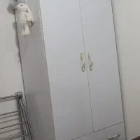 کُمد لباس کاملا سالم