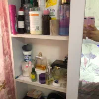 تخت جکدار جادار با میز ارایش