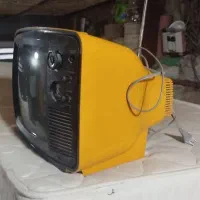 تلویزیون قدیمی|تلویزیون و پروژکتور|سنندج, |دیوار