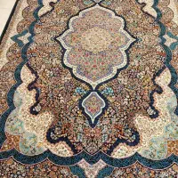 مبل راحتی ۶ نقره دوتا فرش ۶ متری
