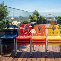 میزتاشو و صندلی پلاستیکی پایه فلز۸۸۰ناصرنهارخوری