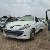 ۲۰۷ مدل ۹۹ تصادفی موتور گیر بکس سالم