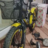 دوچرخه|دوچرخه، اسکیت، اسکوتر|صدرا-فارس, فاز ۲|دیوار