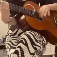 گیتار یاماها c90