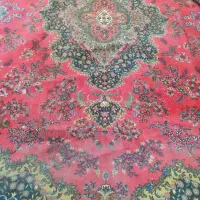 فرش لاکی رنگ طرح برجسته