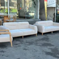 نیروی کار نمیه وقت خانم در مبل فروشی