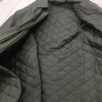 اورکت سبز|لباس|شوشتر, |دیوار