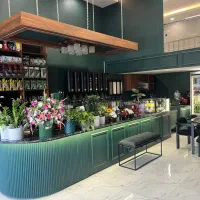 رنگکاری وپلی استرکاری چوب(کابینت)سیار