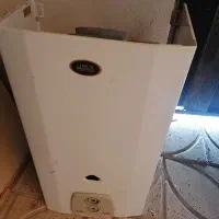 قاب کامل اب گرم کن دیواری