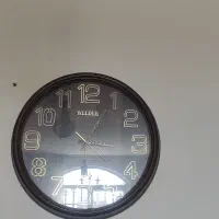 ساعت دیواری