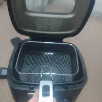 سرخ کن برقی در حد نو تمیز مرتب قیمت مناسب۱۵۰۰