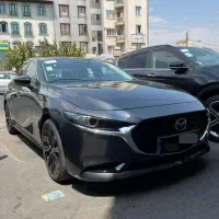 مزدا 3 وارداتی مشکی خاکستری داخل مارون ۲۰۲۴|خودرو سواری و وانت|تهران, صادقیه|دیوار