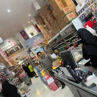 نیروی ساده کارگر ساده خانم واقاصندوقدار خانم|استخدام خدمات فروشگاه و رستوران|مشهد, کوی سیدی|دیوار