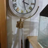 ساعت ایستاده