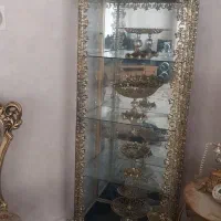 ویترین وساعت ایستاده