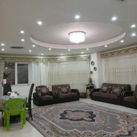 فروش فوری آپارتمان طبقه اول خ تهران