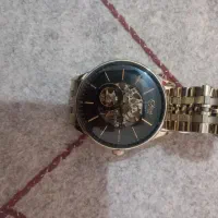 تعدادی ساعت رولکس ،اورینت، اُماکس، وستیلکس