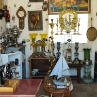 آنتیک و قدیمی. کلاسیک