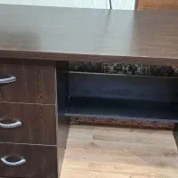 میز تحریر سه کشو|میز تحریر و کامپیوتر|اصفهان, باغ دریاچه|دیوار