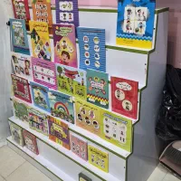 قفسه و استند چوبی مخصوص کتاب