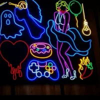 طراحی و ساخت نئون  هپی برزدی|ریسه و چراغ تزئینی|تهران, بازار|دیوار