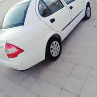 تیبا صندوق دار