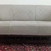 مبل راحتی هفت نفره  و میز غذاخوری شش نفره