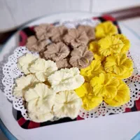 سوت شیرینی(بستنی خشک)