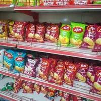 به چند نفر کارگر جهت کار در کافه نیازمندیم