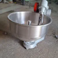 خمیرکن خمیرگیر میکسر فرقنادی ارغوانیه تنور خانگی|ماشینآلات صنعتی|اصفهان, شهرک زاینده رود|دیوار